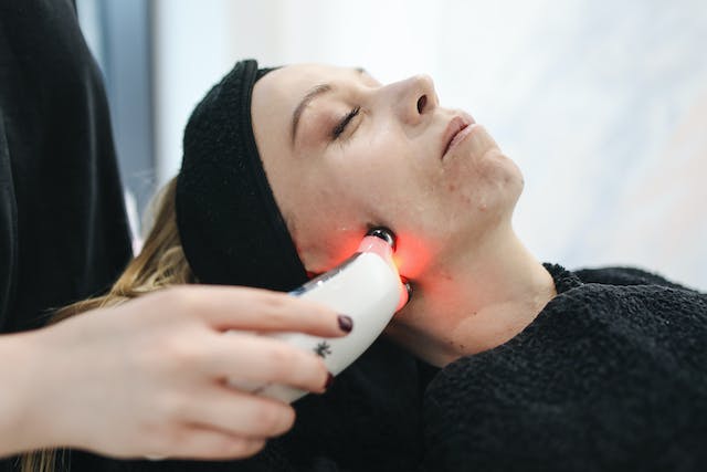 Innovations en dermatologie pour un rajeunissement cutané sans chirurgie